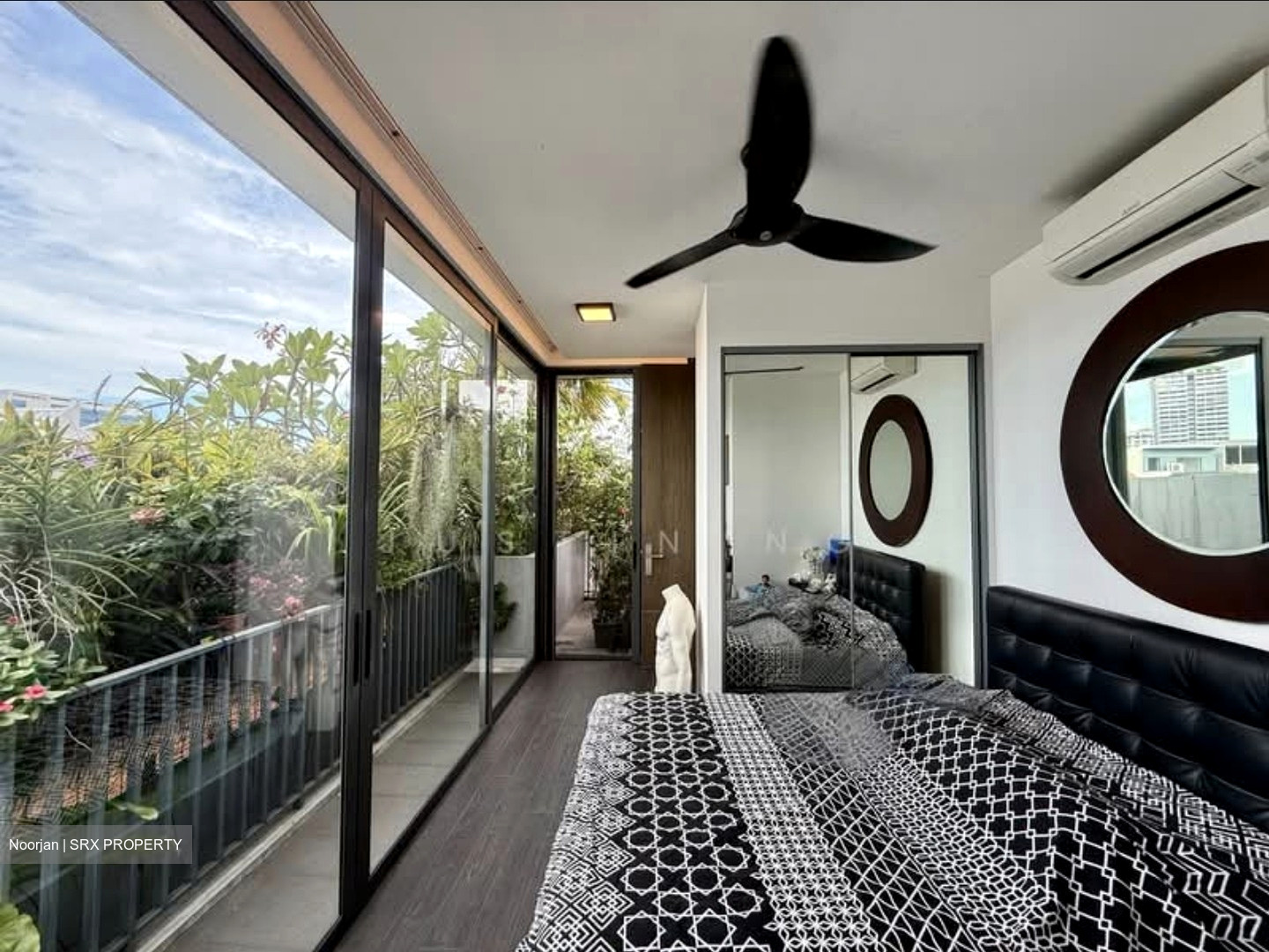 Opera Estate (D15), Terrace #618271181
